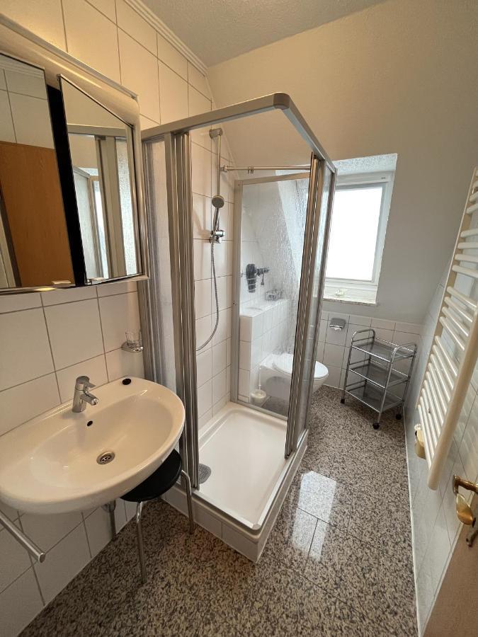 Haus Delphin - Ferienwohnung 1 Нордерней Экстерьер фото